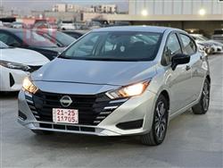 نيسان فيرسا